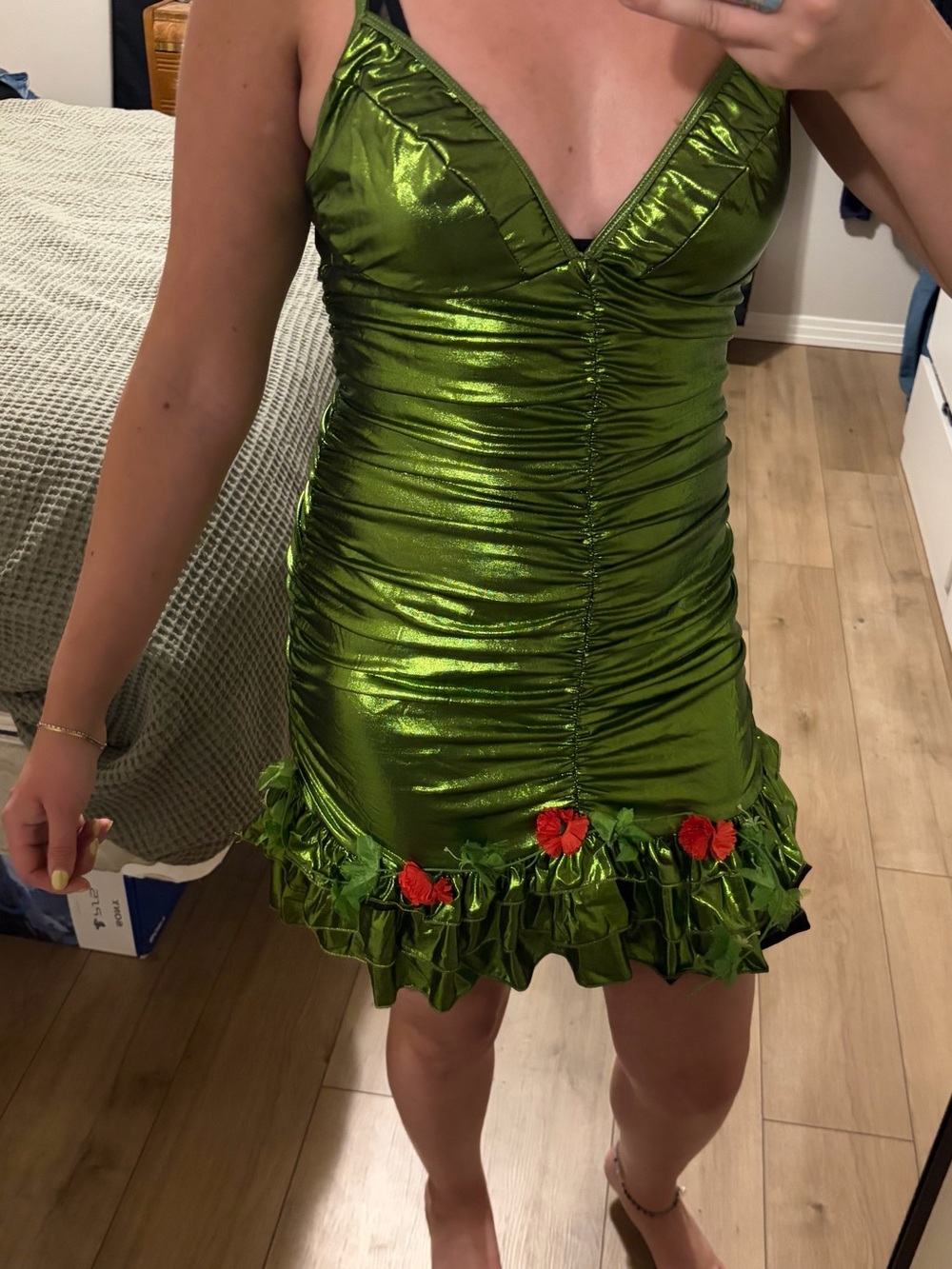 Dream girl metallic green ruched dress for poison ivy costume in size small
